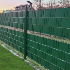 Bande de séparation occultante en PVC 19x20 cm - 450 g/m²* Online