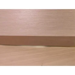 Bande d'étanchéité en mousse flexible*