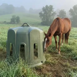 Cloche à foin 10 ouvertures*Kerbl Hot
