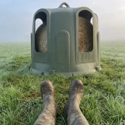 Cloche à foin Kerbl 5 ouvertures diam. 160 cm* Online