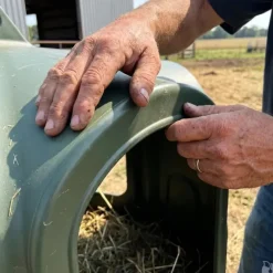 Cloche à foin Kerbl 5 ouvertures diam. 160 cm* Online