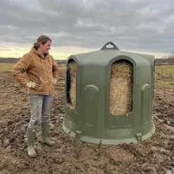 Cloche à foin Kerbl 5 ouvertures diam. 160 cm* Online