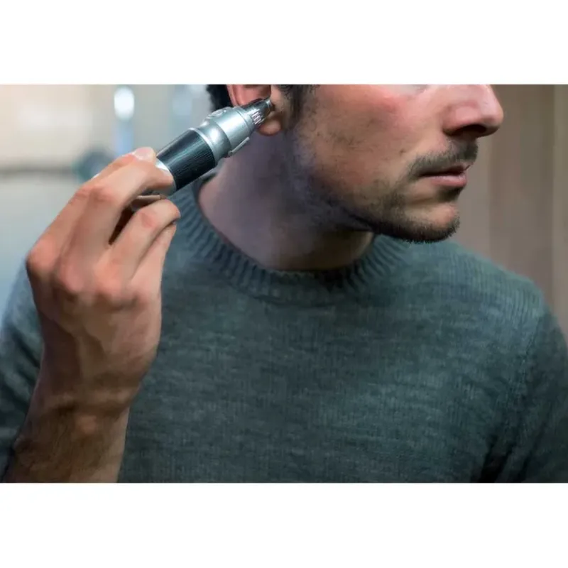 Coupe Poils de Nez* Hot