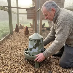 Lot de 10 Mangeoires sur pieds surélevés 4 kg camo Ø 33cm H 37,5cm*GAUN Online