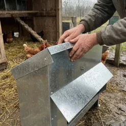 Mangeoire à trémie galvanisée 20Kg 54 x 27 x 51 cm* Discount