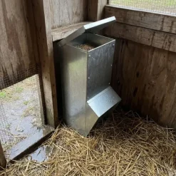 Mangeoire à trémie galvanisée 7 kg 17 x 18 x 39 cm* Online