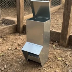 Mangeoire à trémie galvanisée 7 kg 17 x 18 x 39 cm* Online