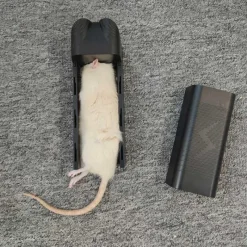 Piège à souris électrique USB - 2500V - 30 chocs par recharge* Hot