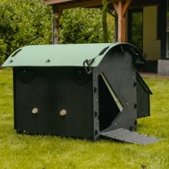 Poulailler plastique recyclé 5 à 9 poules* Hot