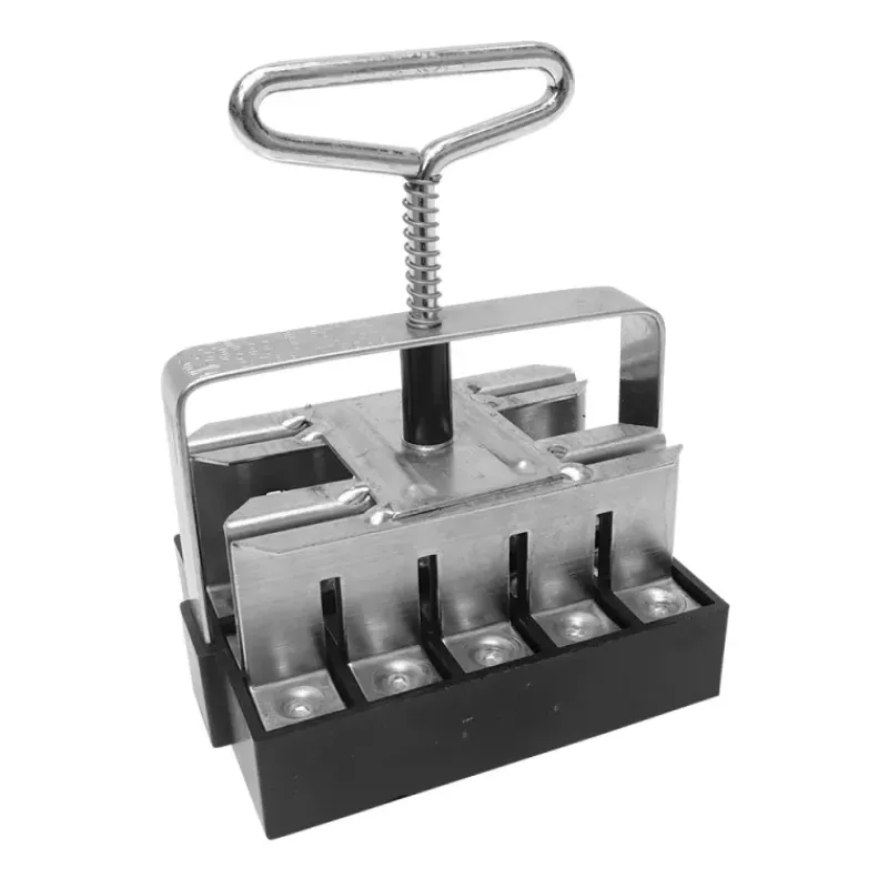 Presse-mottes acier 20 mottes – Semis écologiques et précis* Online