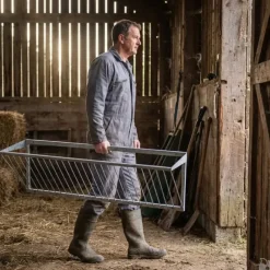 Râtelier à foin pour veaux métal galvanisé fixation murale* Best