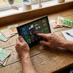 Station météo pro radiopilotée tactile Tx humidité, vitesse vent* Clearance